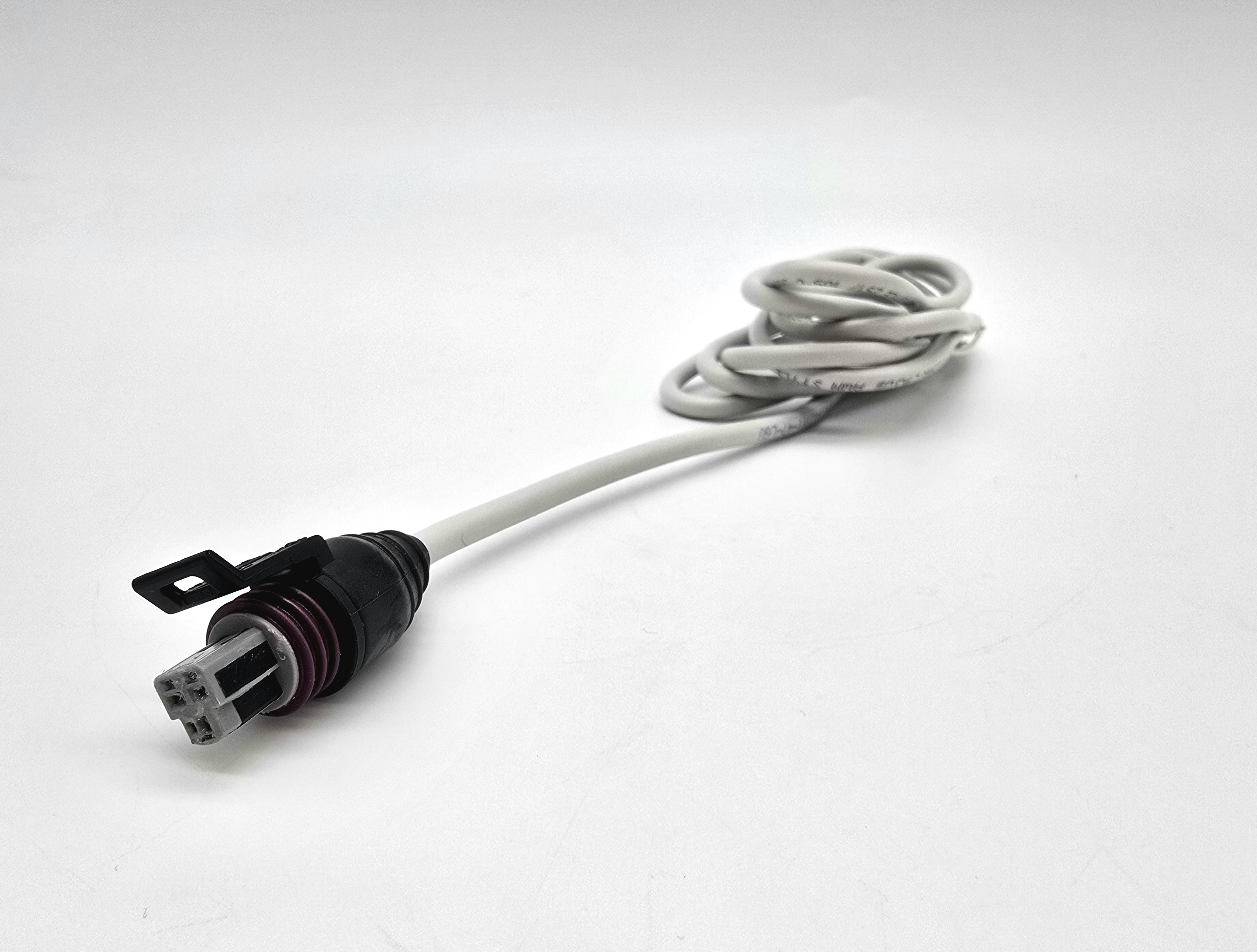 КАБЕЛЬ CAREL ДЛЯ ДАТЧИКА ДАВЛЕНИЯ L=2M PACKARD VULCANIZED CONNECTOR IP67, SPKC002311