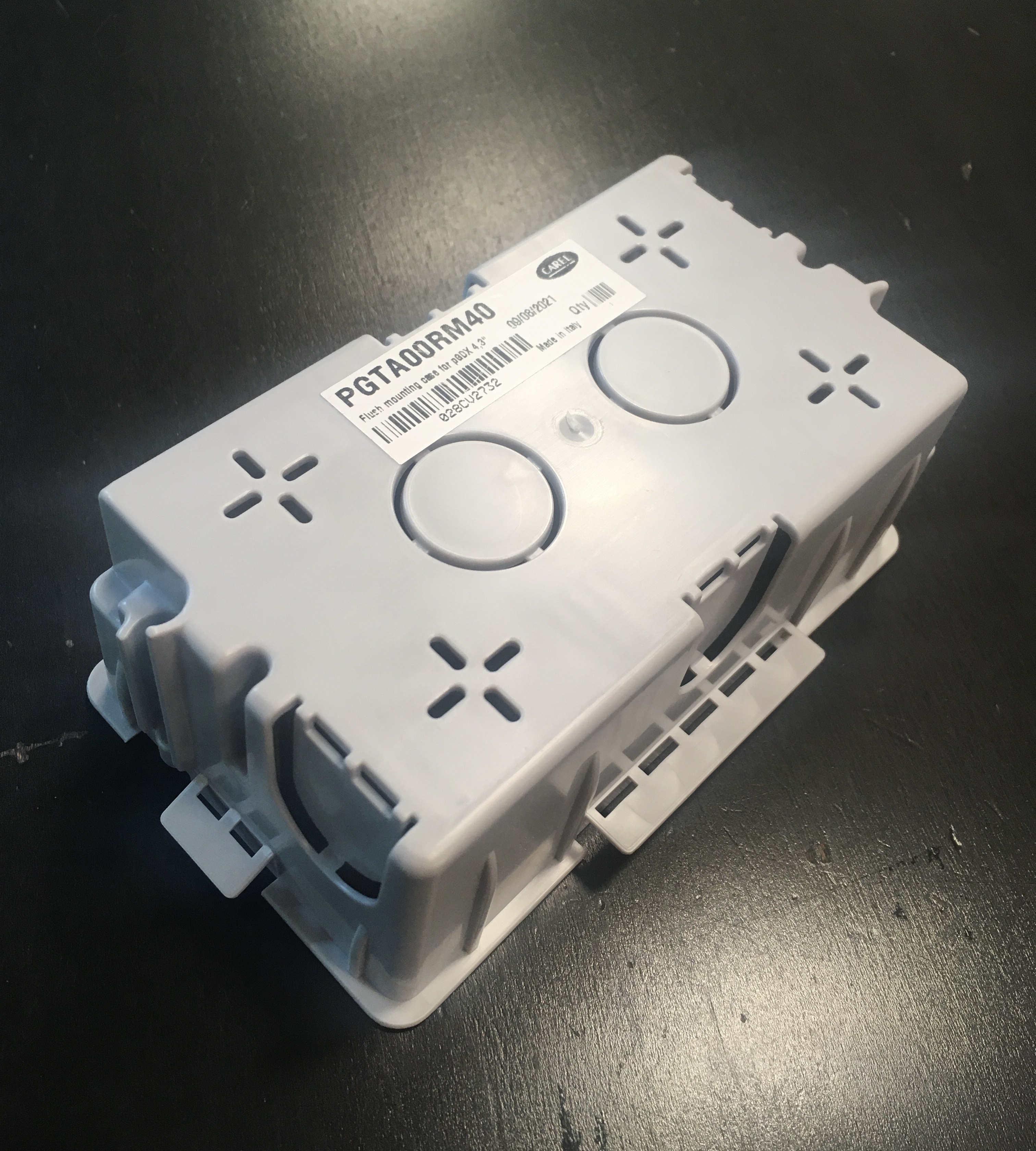КОРПУС ДЛЯ ВРЕЗНОГО МОНТАЖА PGDX 4,3" FLUSH MOUNTING CASE FOR PGDX 4,3