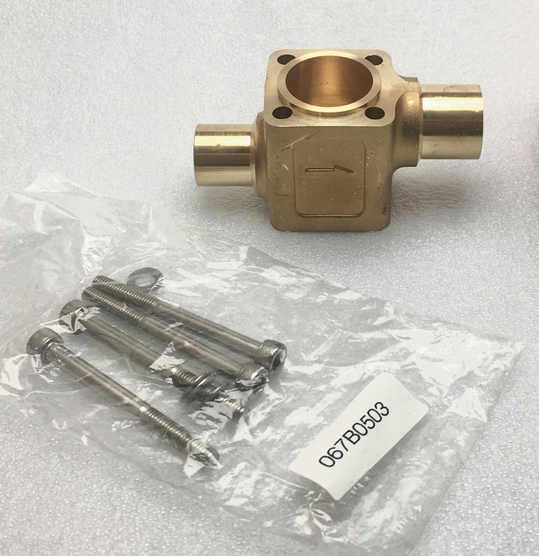 Корпус клапана прямой TE12 067B4018 16X22