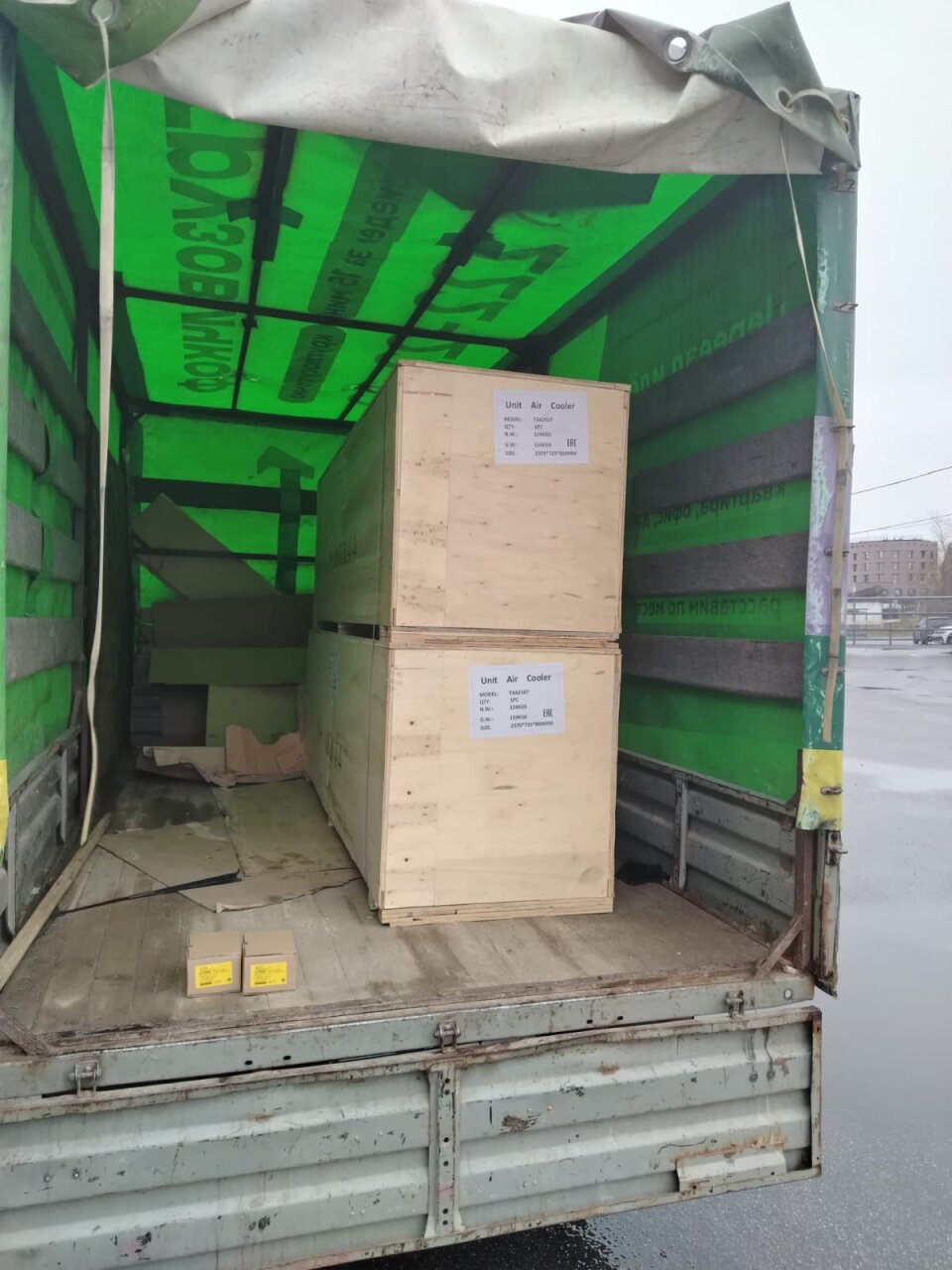 Отгрузка оборудования клиенту из Санкт-Петербурга