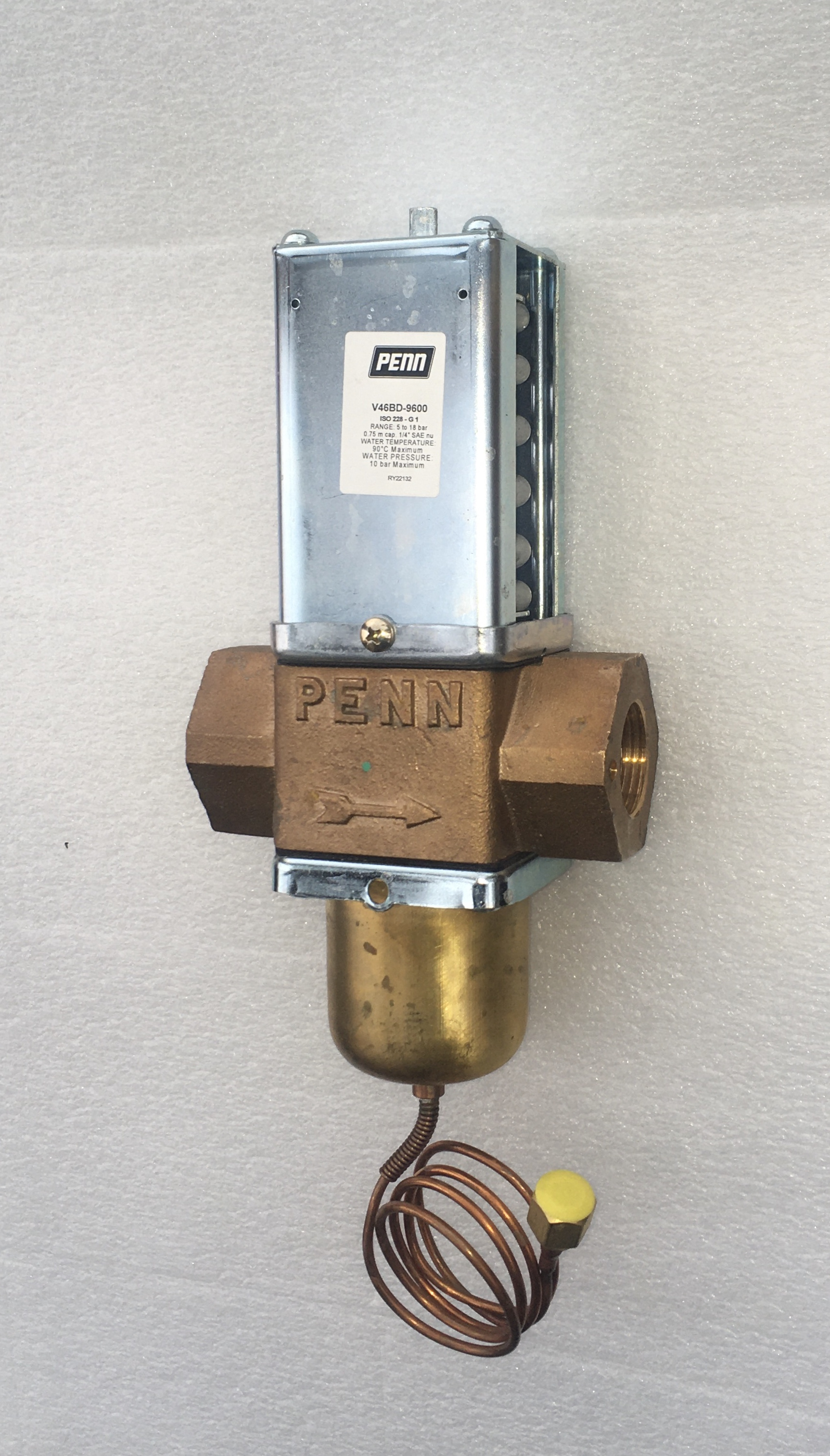 Клапан водорегулирующий Johnson Controls V46 BD-9600, 1", ISO 228 – G1, 5...18 bar, морская вода