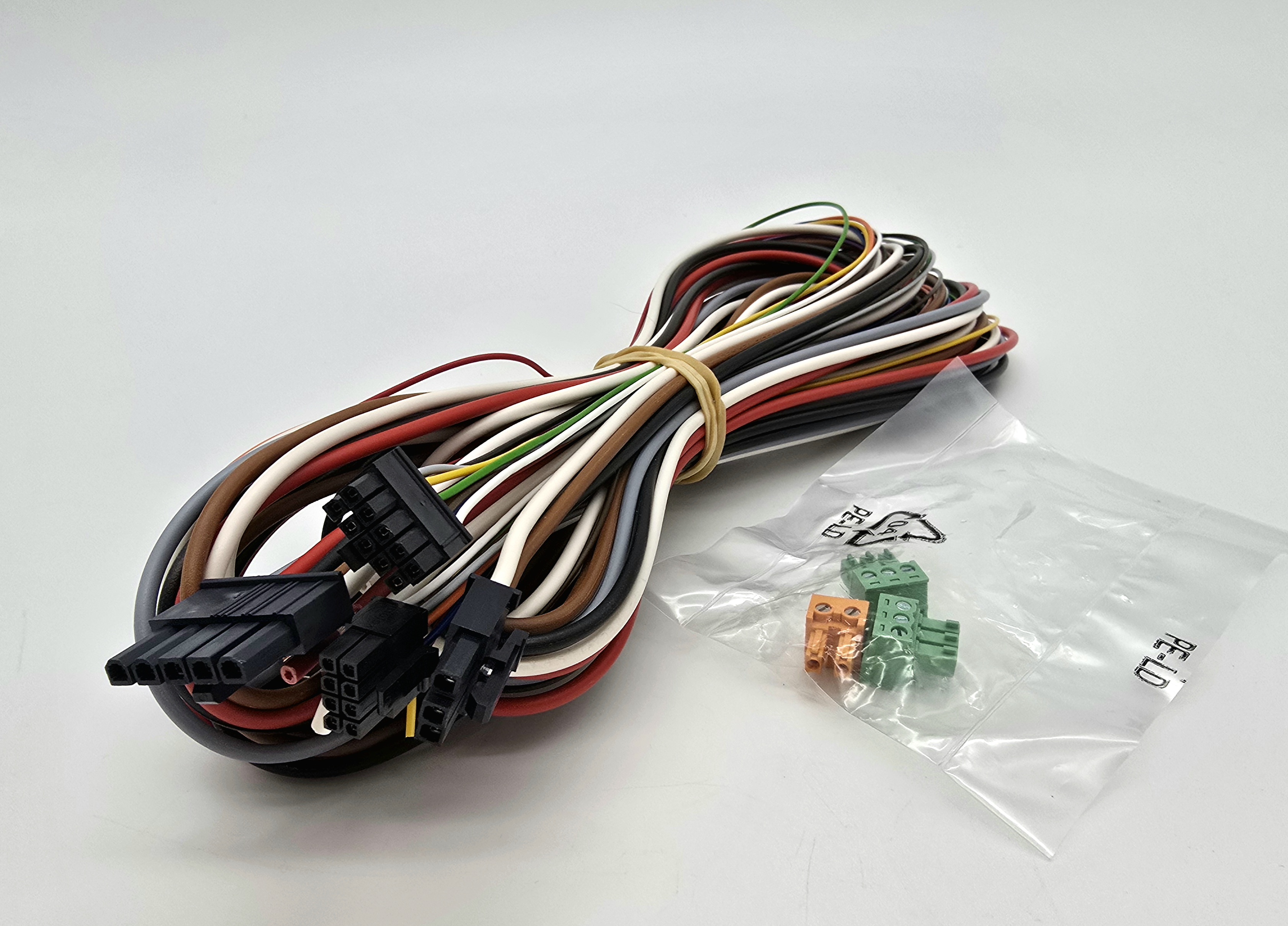 КАБЕЛЬ С РАЗЪЕМАМИ ДЛЯ КОНТРОЛЛЕРОВ CAREL µRACK PANEL (MRK), µCHILLER PANEL