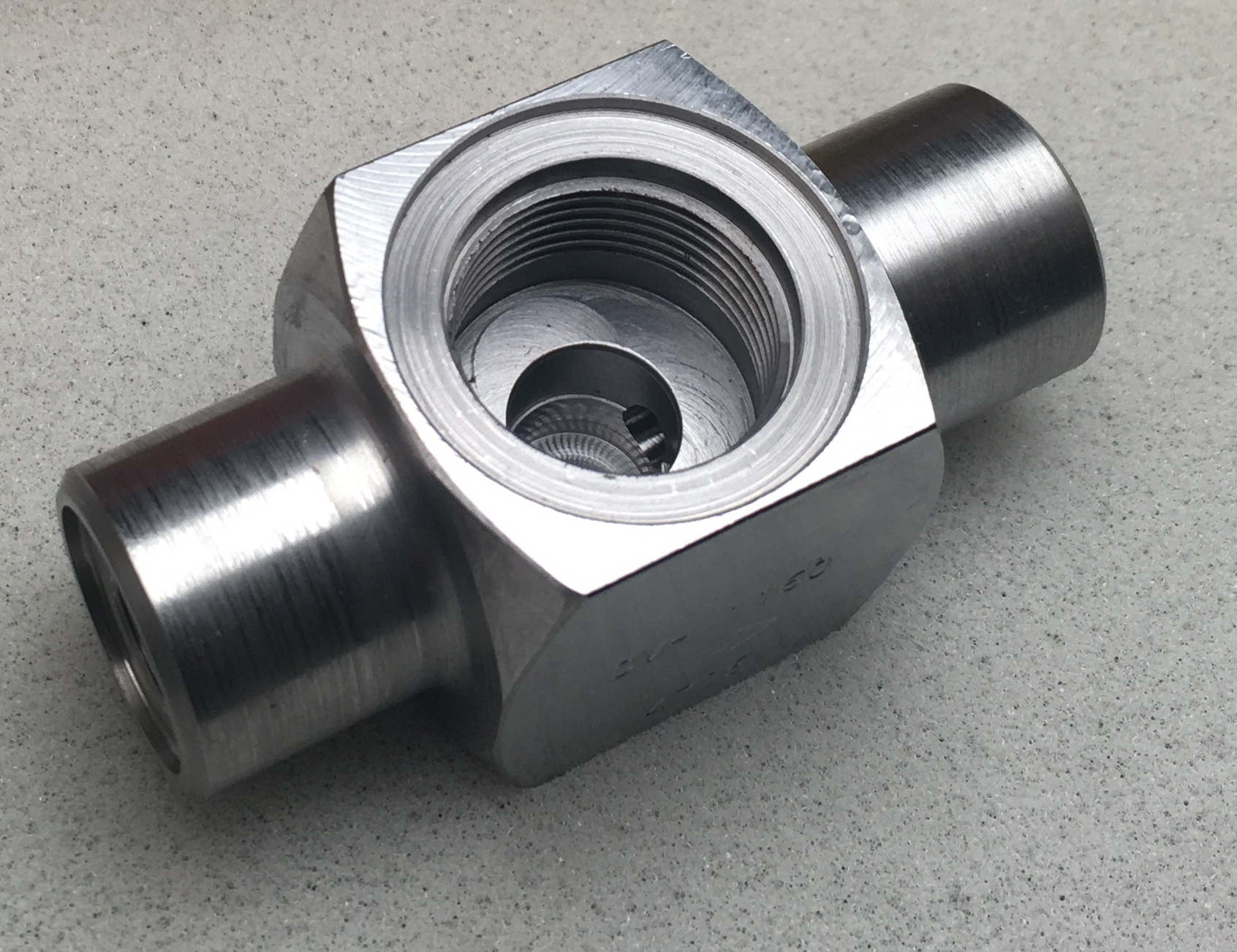 Корпус для пилотных клапанов типа CVH Danfoss 027F1160